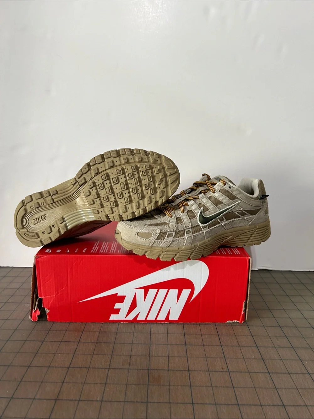 Nike 6000 premium